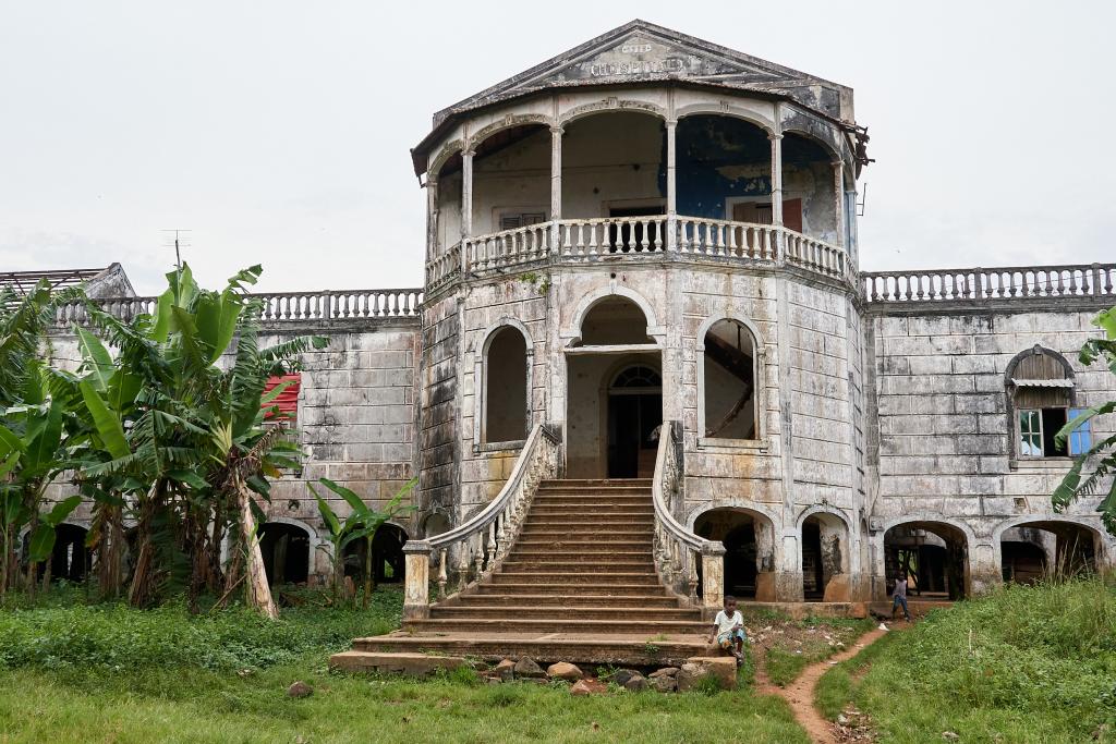Agua Izé, l'ancien hôpital [Sao Tomé] - 2024