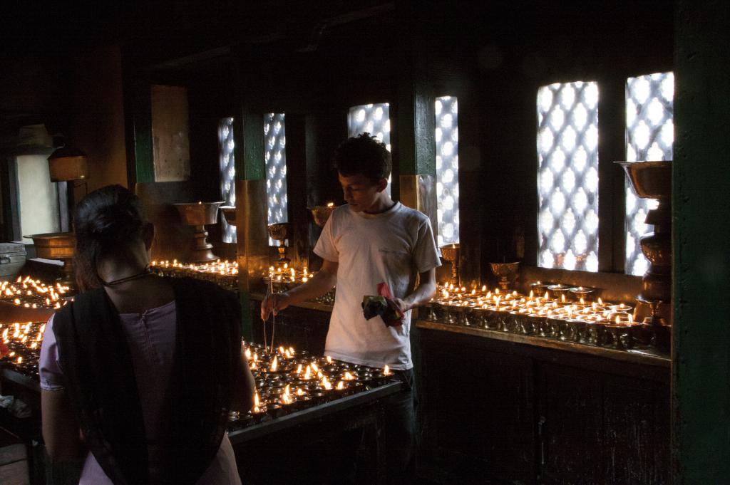 Prières à Swayambunath