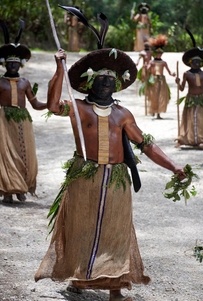 Retour d'initiation, entrée dans le village [Papouasie Nouvelle Guinée] - 2024 