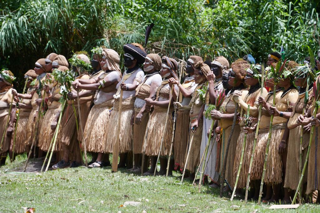 Retour d'initiation, les jeunes filles qui se veulent se marier [Papouasie Nouvelle Guinée] - 2024