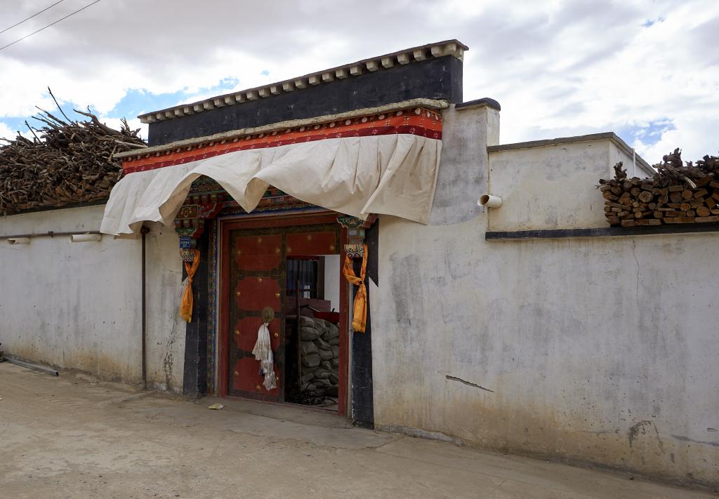 Une habitation de Tholing [Tibet] - 2019