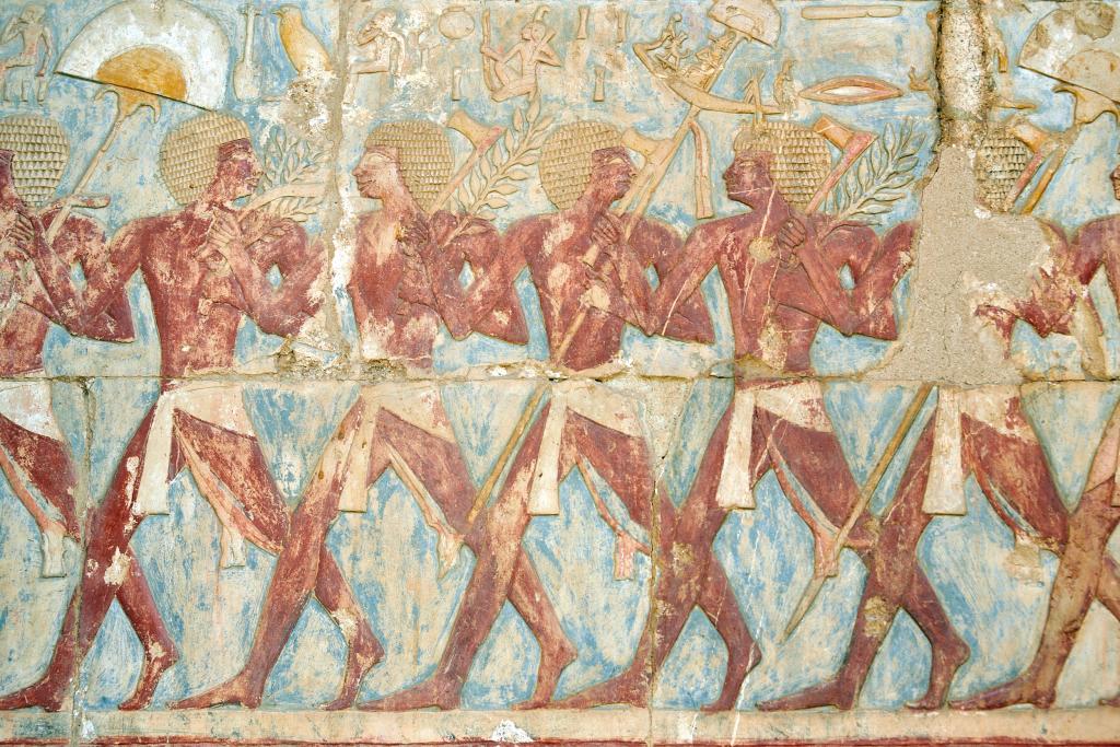 Défilé de soldats lors d'une fête d'Hathor, temple d’Hashepsout [Egypte] - 2022