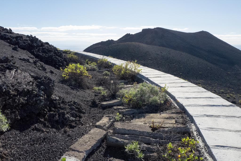 Canal d'irrigation sur le volcan Tanaguio, La Palma [Canaries] - 2017