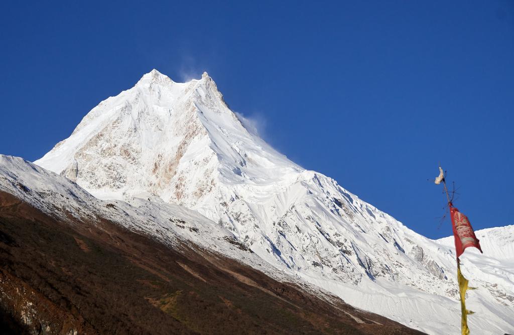 Le Manaslu (8 163 m), Shyala [Népal] - 2022 