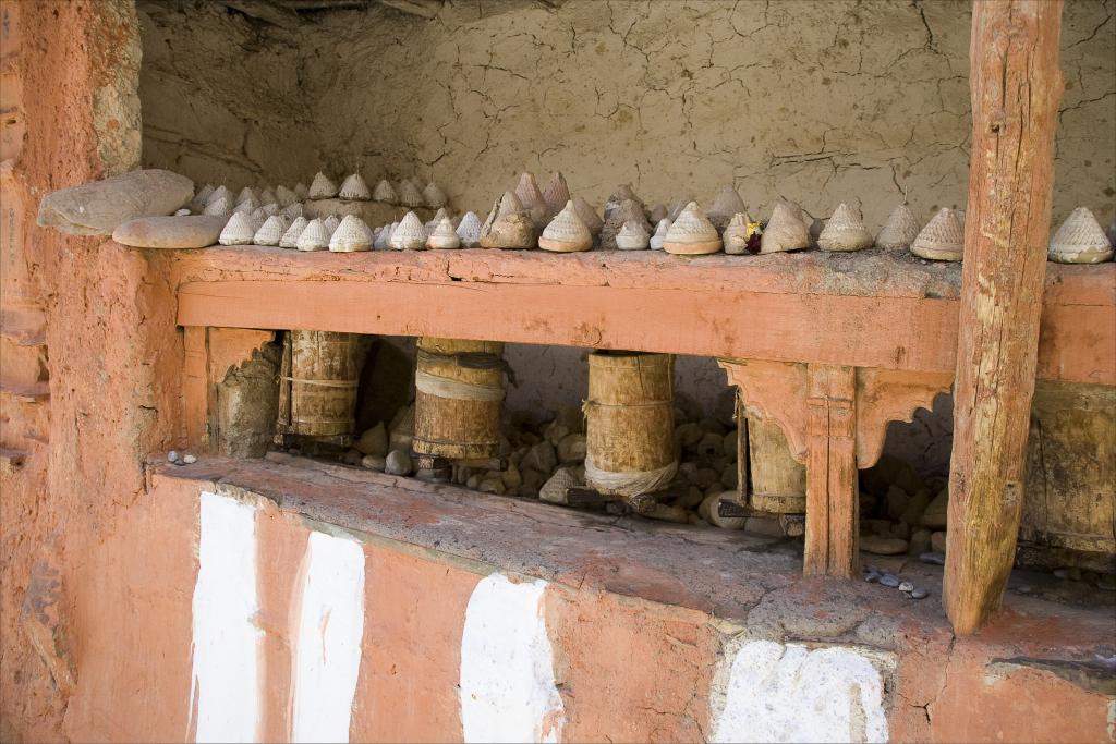 Moulins à prières et tsa-tsa (sculptures votives), Zanskar [Inde] - 2010