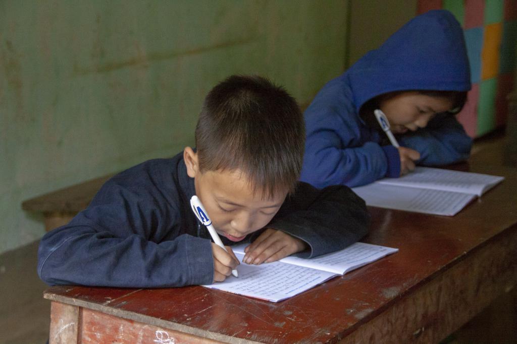 Ecole Hmong, massif de Pa Vi [Haut-Tonkin, Vietnam] - 2018