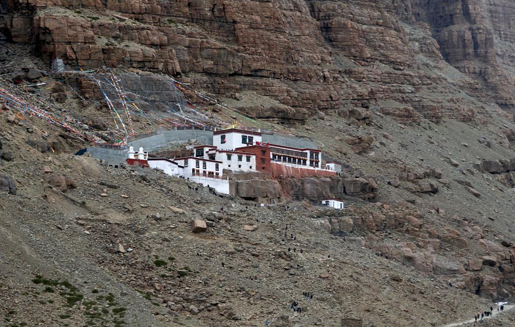 Le monastère Chuku