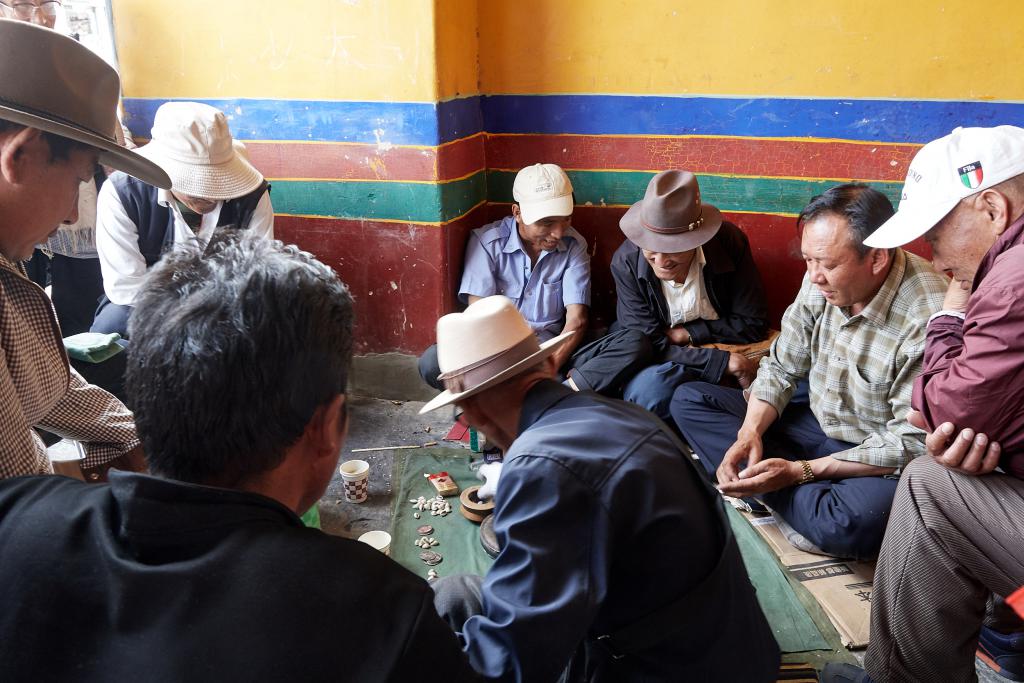 Joueurs de dés, Lhassa [Tibet] - 2019