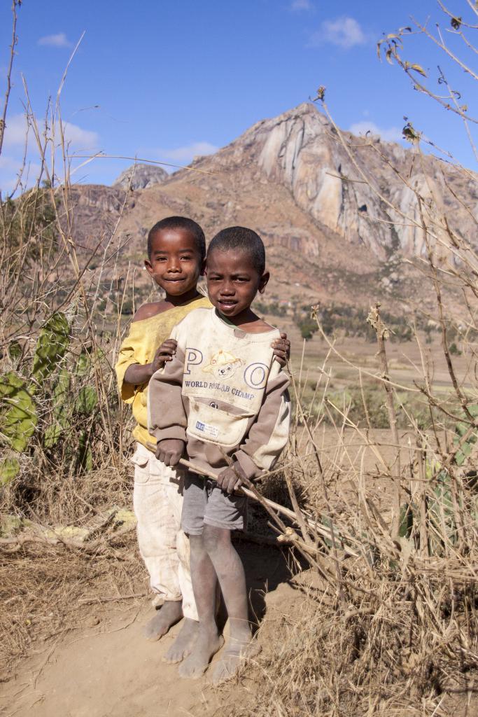Villages en amont de la réserve d'Anja [Madagascar] - 2017