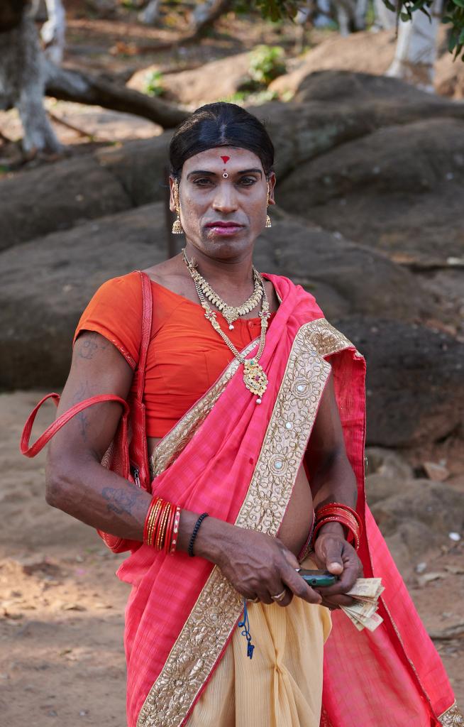 Un hijra aux grottes de Khandagiri, Bhubaneshwar [Orissa, Inde] - 2020