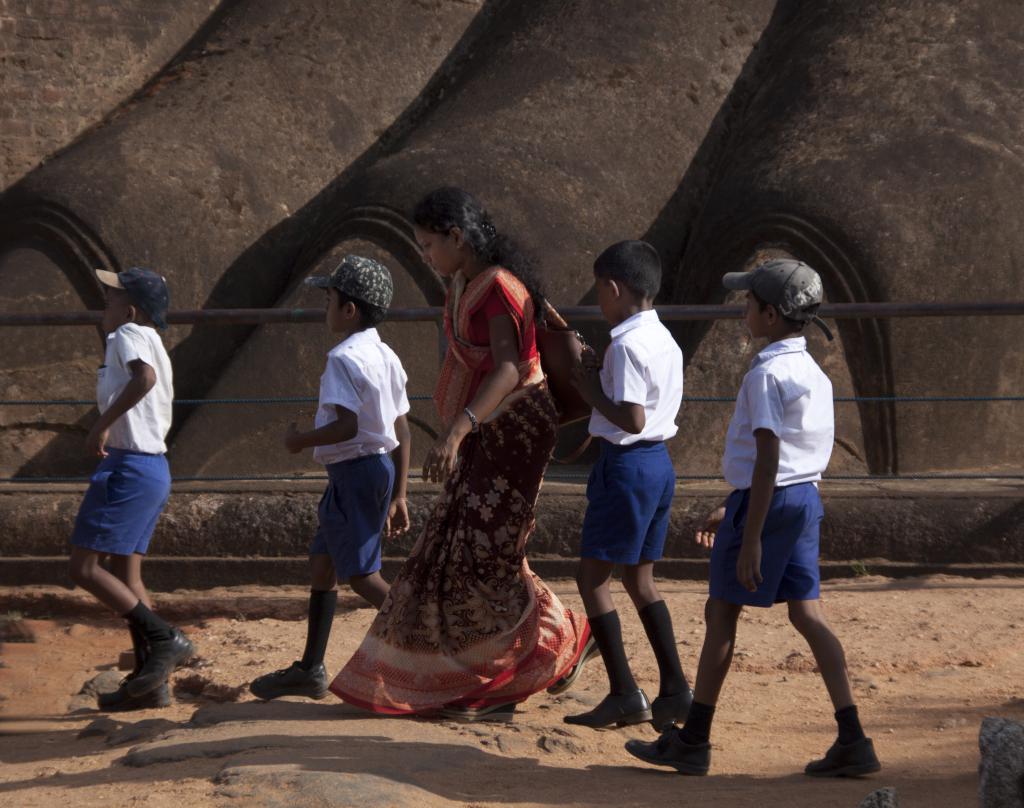 Écoliers à Sirigiya [Sri Lanka] - 2016